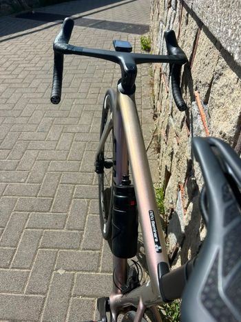Używany Specialized Tarmac Frameset 2025 Road & Gravel — zdjęcie 5 z 6