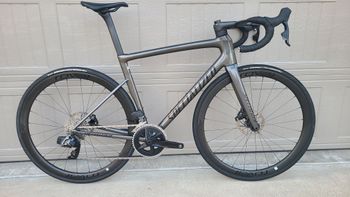 Used Specialized Tarmac SL8 Expert - SRAM Rival AXS 2024 2024 Road & Gravel