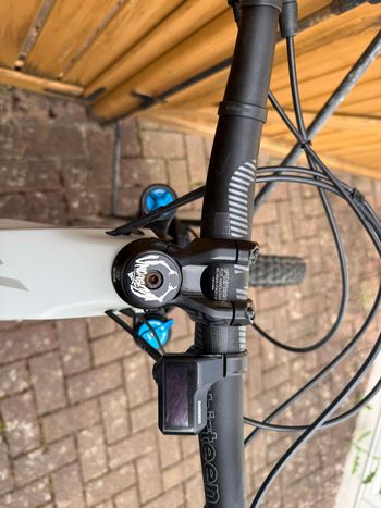 Used YT Custom Shimano Deore XT 2021 Mountainbike, Light Gray — image 6 of 12
