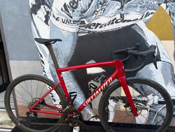 Specialized Tarmac SL8 Comp - Shimano 105 Di2 2026 2026 Road & Gravel usato