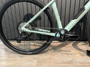 Used Specialized Diverge Comp 2024 2024 Road & Gravel, Green — image 2 of 8
