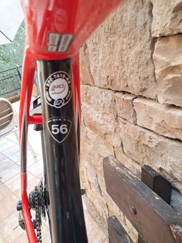 Used Specialized Tarmac Comp 2017 2017 Road & Gravel, Red — image 6 of 8