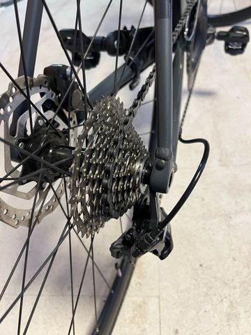 CUBE ATTAIN SLX 2023 2023 Road & Gravel d'occasion — image 25 sur 25