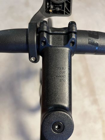 CUBE ATTAIN SLX 2023 2023 Road & Gravel usato, Grigio chiaro — immagine 8 di 25