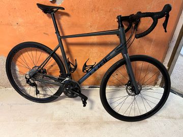 CUBE ATTAIN SLX 2023 2023 Road & Gravel d'occasion — image 1 sur 25