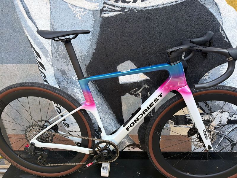 Used Fondriest Custom SRAM Rival eTap AXS 2027 Road & Gravel