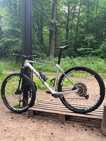 Used Canyon Exceed CF 7 — US 2022 2022 MTB