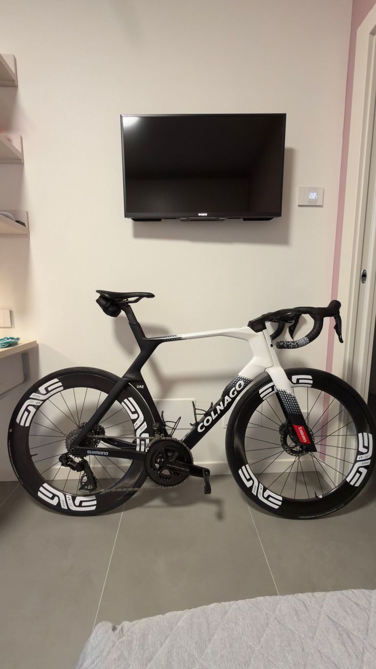 Colnago Y1Rs Shimano Dura Ace Di2 2025