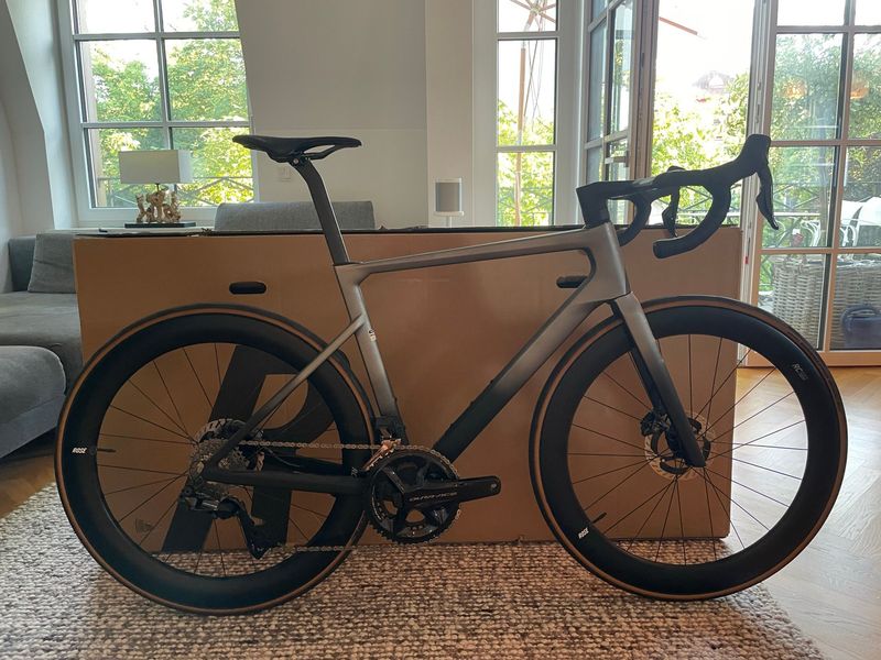 Použité Rose Xlite 06 Dura Ace Di2 2024 2024 Road & Gravel