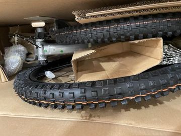 Used Canyon Stoic 4 2024 2024 Mountainbike, Light Gray, 27.5, 29 — image 4 of 7