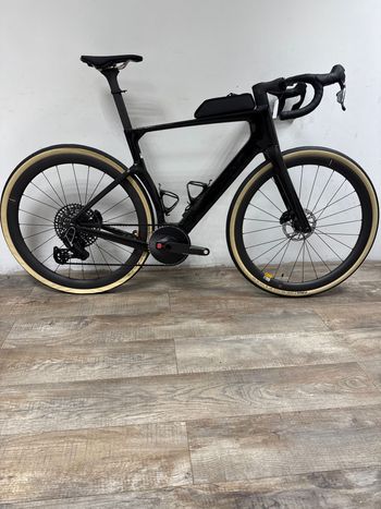 Cervélo Aspero 5 Sram Force Axs Custom SRAM Force eTap AXS 2026 Road & Gravel de segunda mano