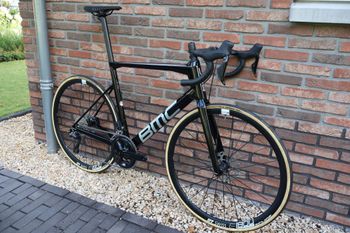Brugt BMC Teammachine Shimano 105 Di2 2023 Road & Gravel — billede 3 af 11