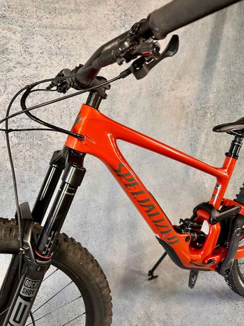 Specialized Enduro Comp 2023 2023 Mountainbike de segunda mano, Naranja — imagen 13 de 15