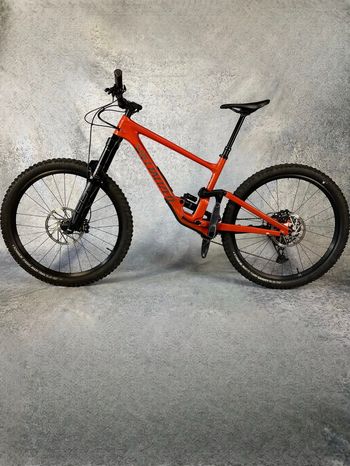 Brugt Specialized Enduro Comp 2023 2023 MTB