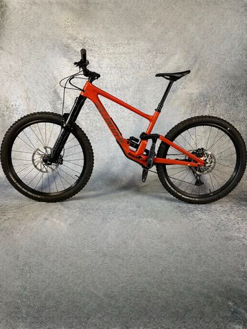 Used Specialized Enduro Comp 2023 2023 Mountainbike, Orange, 29 — image 7 of 15