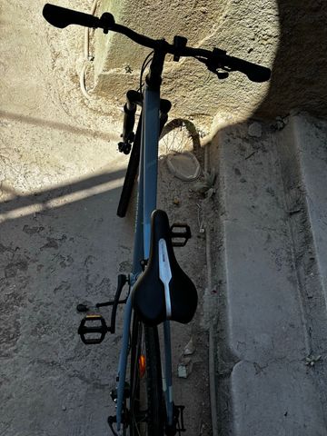 RIVERSIDE HYBRID BIKE Microshift 2023 2023 Urban usato, Blu — immagine 4 di 9