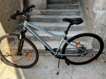 RIVERSIDE HYBRID BIKE Microshift 2023 2023 Urban usato, Blu — immagine 1 di 9