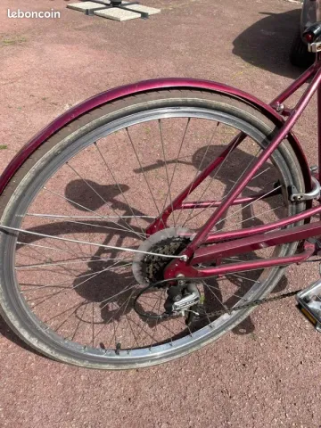 Used Electra 2024 Urban, Red — image 6 of 8