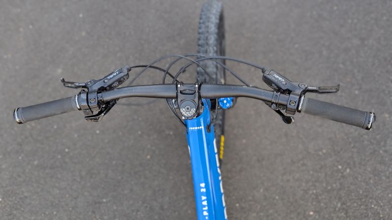 Brugt Mondraker F-PLAY 24 2024 2024 Youth — billede 9 af 15