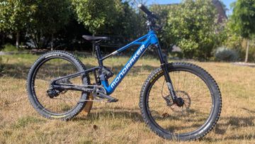 Mondraker F-PLAY 24 2024 2024 Kids & Youth d'occasion