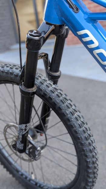 Brugt Mondraker F-PLAY 24 2024 2024 Youth — billede 7 af 15