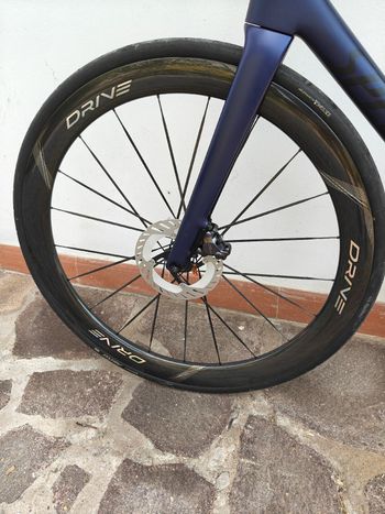 Used Specialized Tarmac Shimano Ultegra Di2 2025 Road & Gravel, Blue — image 9 of 9