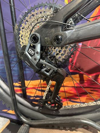 Brugt Forbidden Druid E Tier 2 2026 2026 Mountainbike — billede 3 af 6
