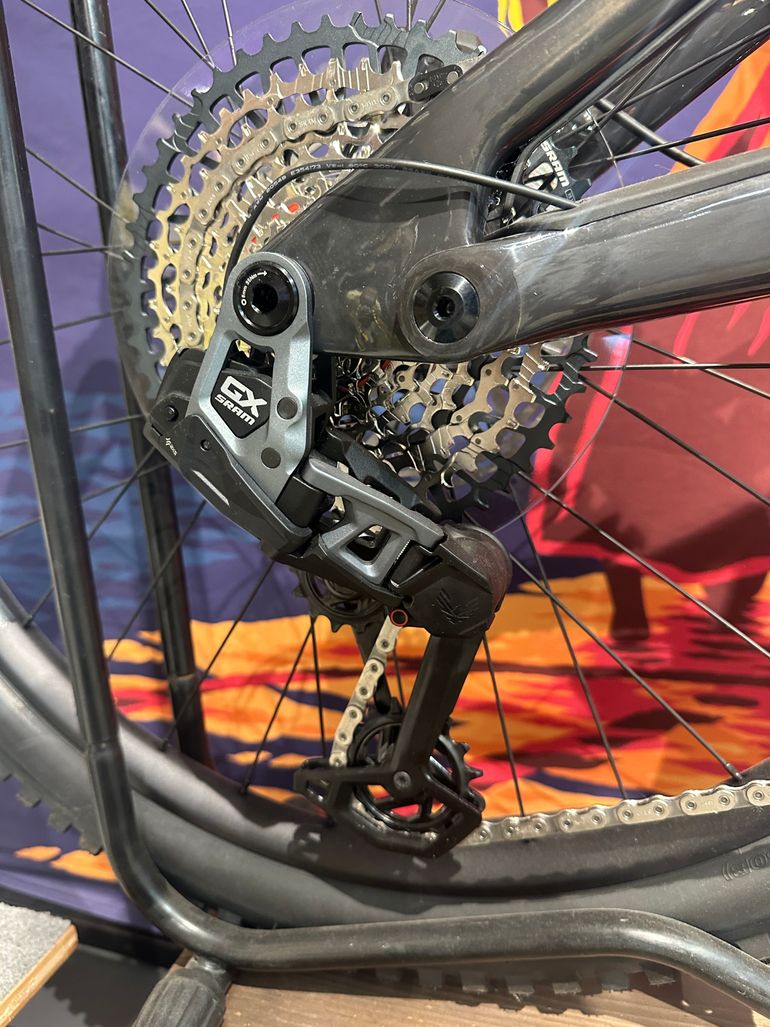 Brugt Forbidden Druid E Tier 2 2026 2026 Mountainbike — billede 3 af 6