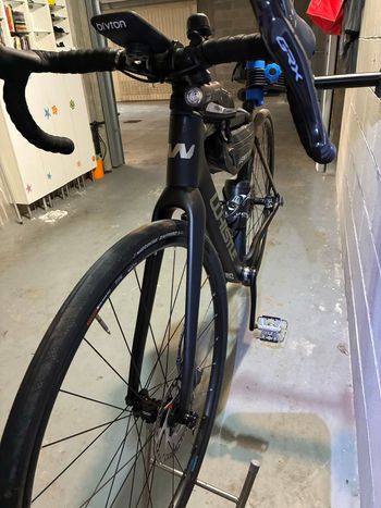 Použité Whistle Kiowa Shimano GRX 2025 Road & Gravel — obrázek 9 z 17