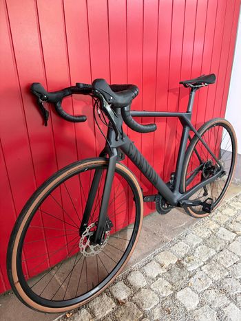 Gebrauchtes Canyon Endurace CF 7 2023 2023 Road & Gravel, Schwarz — Bild 2 von 6