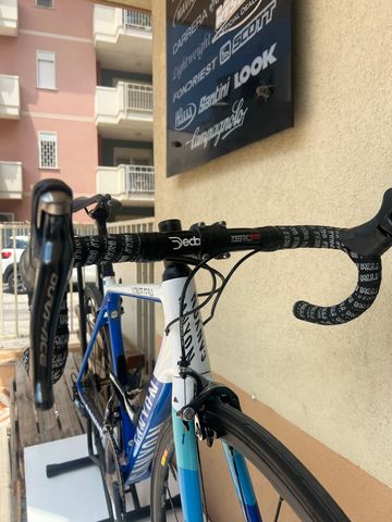 Tweedehands Canyon Ultimate CF SLX 8.0 2018 2018 Road & Gravel — afbeelding 7 van 18