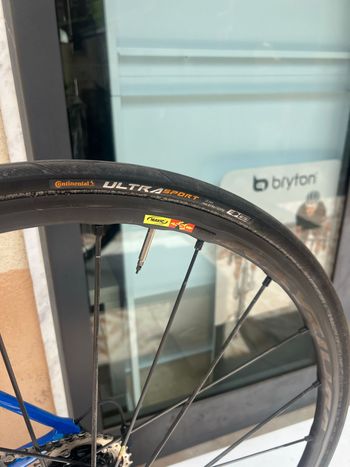 Brugt Canyon Ultimate CF SLX 8.0 2018 2018 Road & Gravel — billede 18 af 18