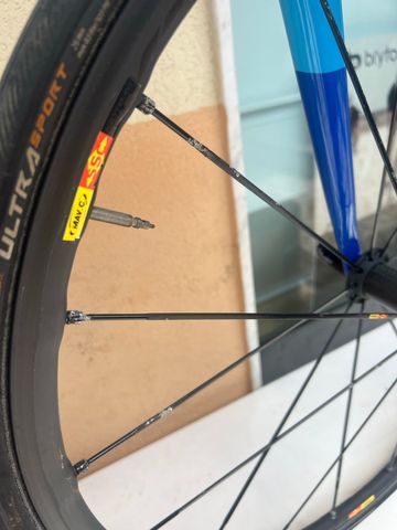 Tweedehands Canyon Ultimate CF SLX 8.0 2018 2018 Road & Gravel — afbeelding 12 van 18