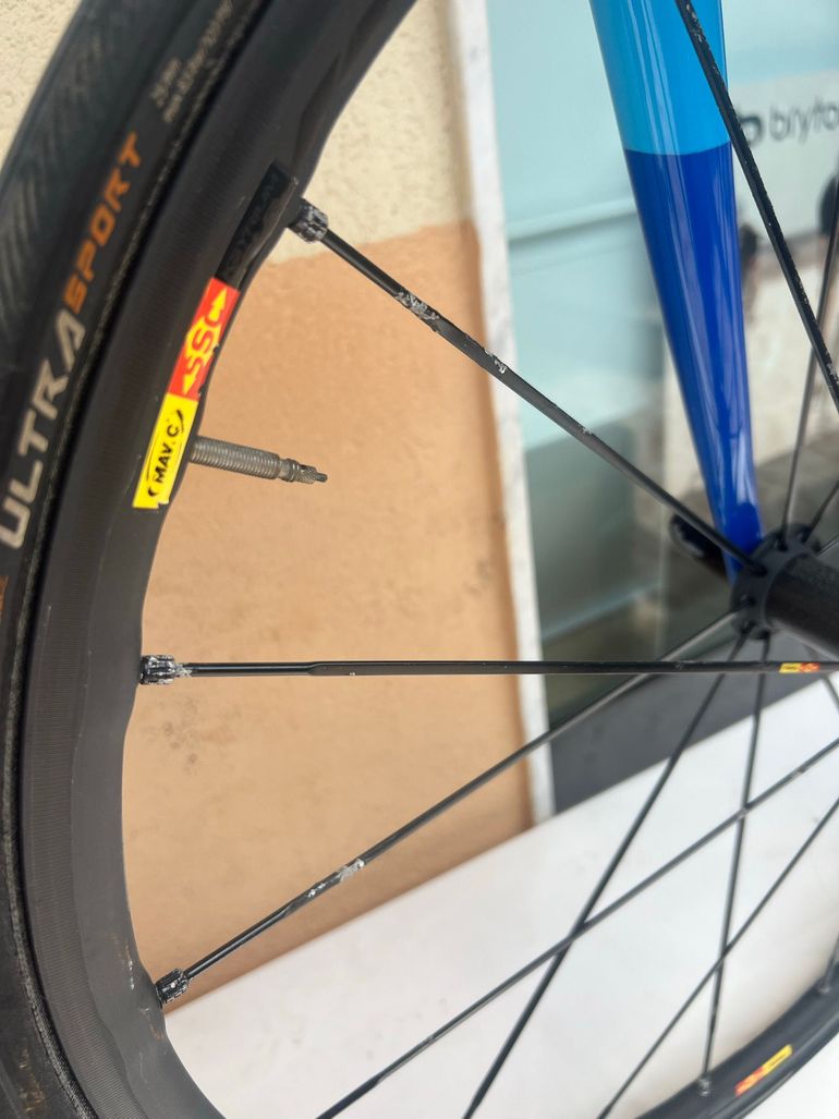 Brugt Canyon Ultimate CF SLX 8.0 2018 2018 Road & Gravel — billede 12 af 18
