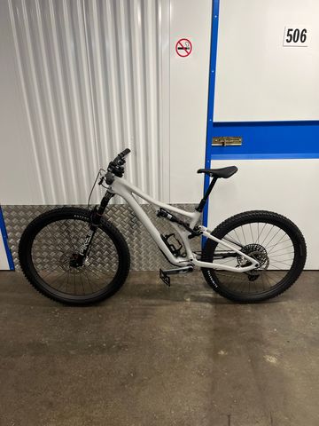 Używany Specialized Stumpjumper LTD 2024 2024 Mountainbike — zdjęcie 2 z 4