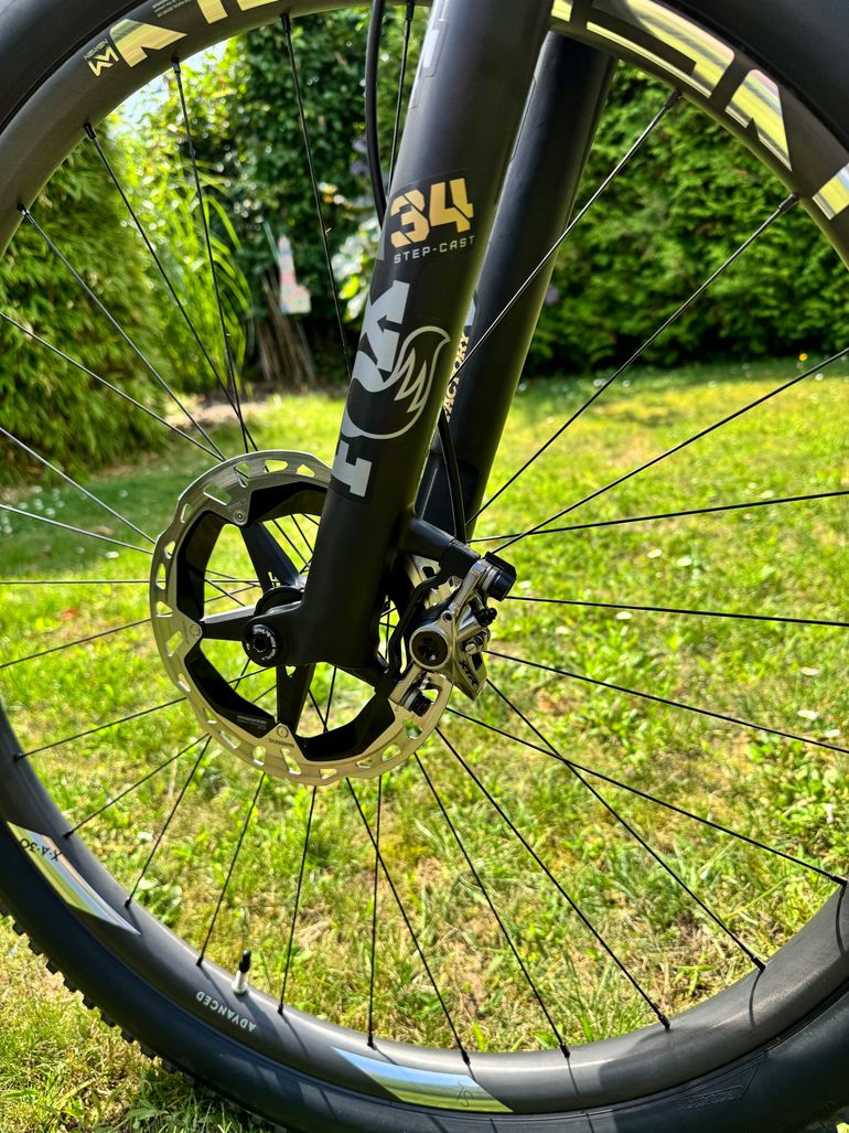 Rose PDQ 3 2024 2024 Mountainbike d'occasion — image 9 sur 16