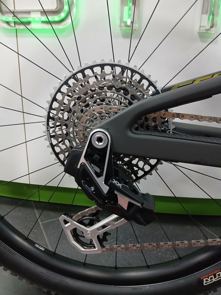 Brugt Scott Spark Sram Eagle Transmission XX 2024 Mountainbike — billede 3 af 6