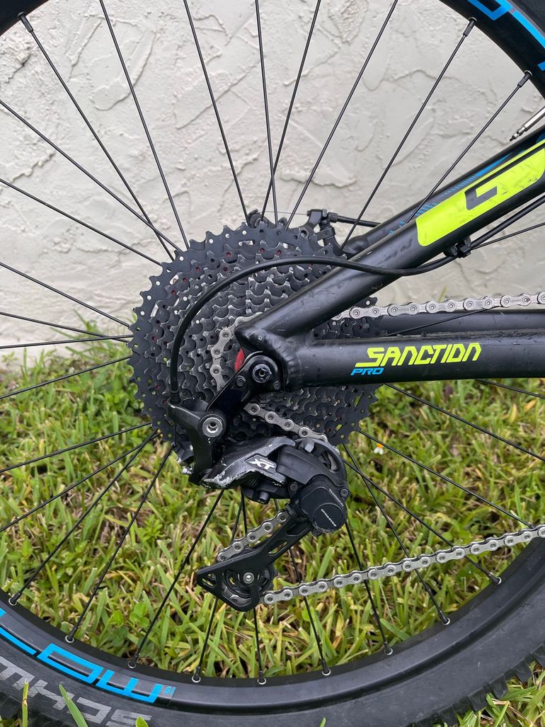 Used GT Sanction Pro 2018 2018 Mountainbike, Black, 27.5 — image 2 of 5