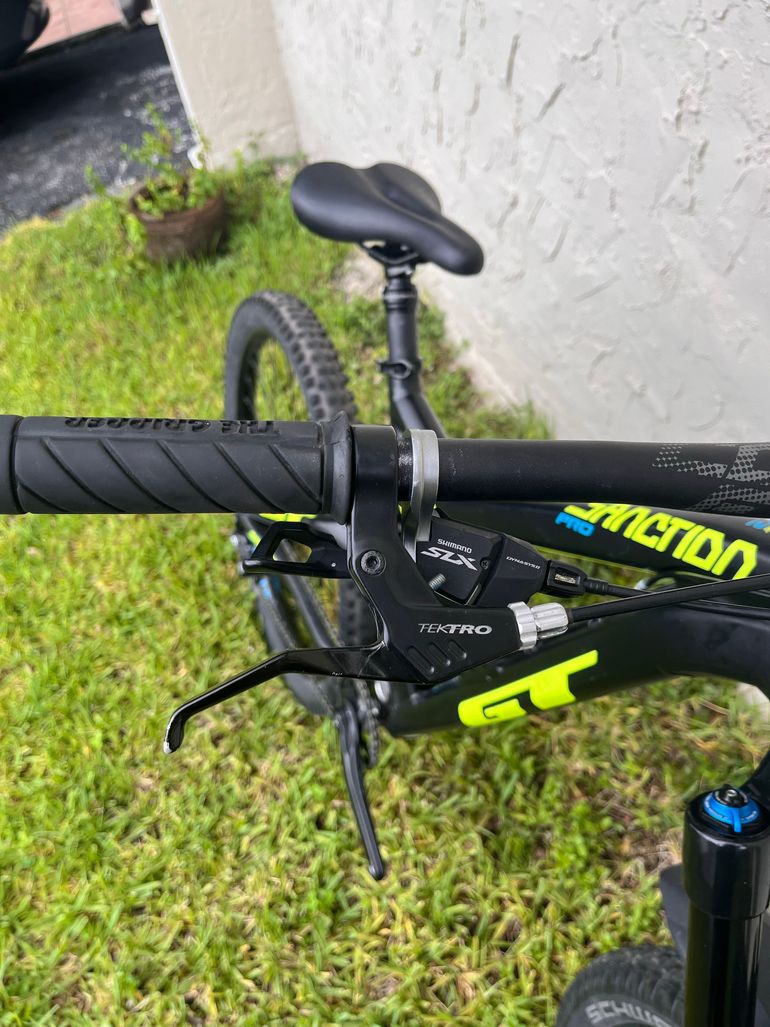 Used GT Sanction Pro 2018 2018 Mountainbike, Black, 27.5 — image 3 of 5