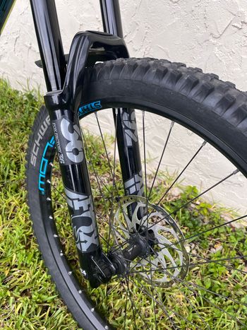 Used GT Sanction Pro 2018 2018 Mountainbike, Black, 27.5 — image 4 of 5