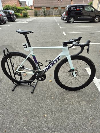 Käytetty Giant Propel Advanced 1 2026 2026 Road & Gravel