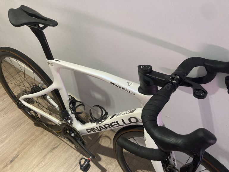 Brugt Pinarello X3 105 Di2 2024 2024 Road & Gravel — billede 2 af 7
