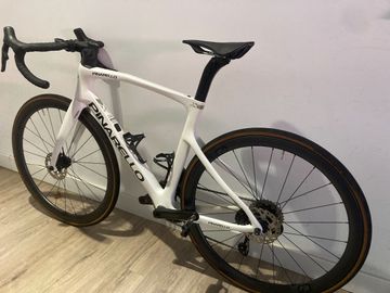 Używany Pinarello X3 105 Di2 2024 2024 Road & Gravel