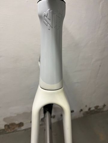 Used Canyon Aeroad CFR MVDP 2023 Frameset 2023 Road & Gravel, White — image 8 of 10