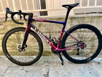 TARMAC sl8 Custom Shimano Dura Ace Di2 2024 Road & Gravel usato, Viola — immagine 2 di 12