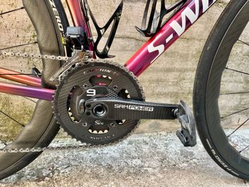 TARMAC sl8 Custom Shimano Dura Ace Di2 2024 Road & Gravel usato, Viola — immagine 3 di 12
