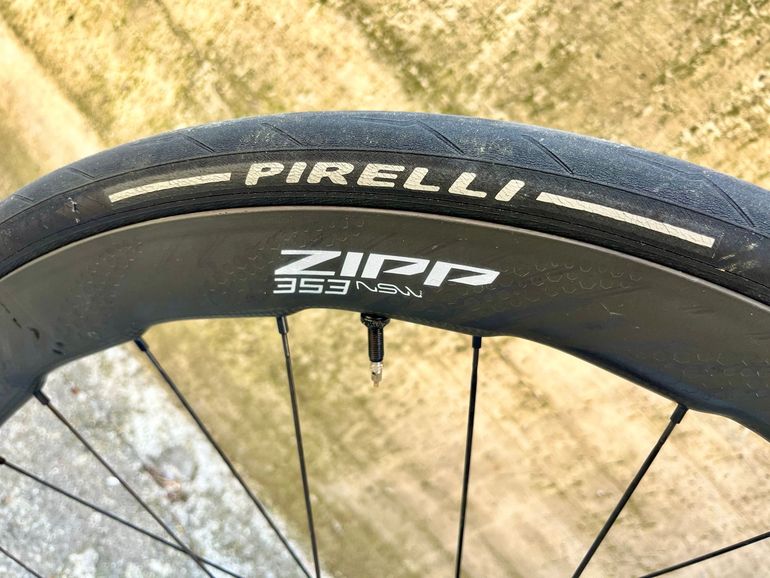 TARMAC sl8 Custom Shimano Dura Ace Di2 2024 Road & Gravel usato, Viola — immagine 8 di 12