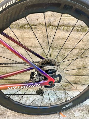 TARMAC sl8 Custom Shimano Dura Ace Di2 2024 Road & Gravel usato, Viola — immagine 6 di 12