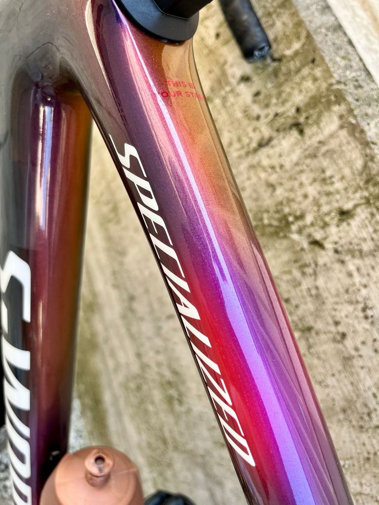 TARMAC sl8 Custom Shimano Dura Ace Di2 2024 Road & Gravel usato, Viola — immagine 7 di 12