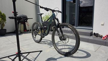 Used Giant Reign 1 2023 2023 Mountainbike, Blue, 29 — image 3 of 4